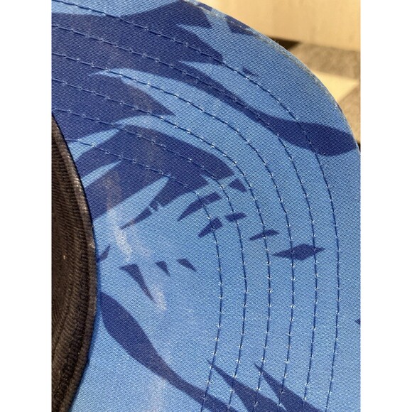 Vineyard Vines Hat Tropical Floral Mesh SnapBack Cap Blue Navy Adjustable - Picture 6 of 8